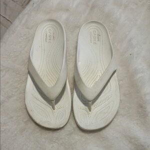 CROCS Women's Classic White Sandals